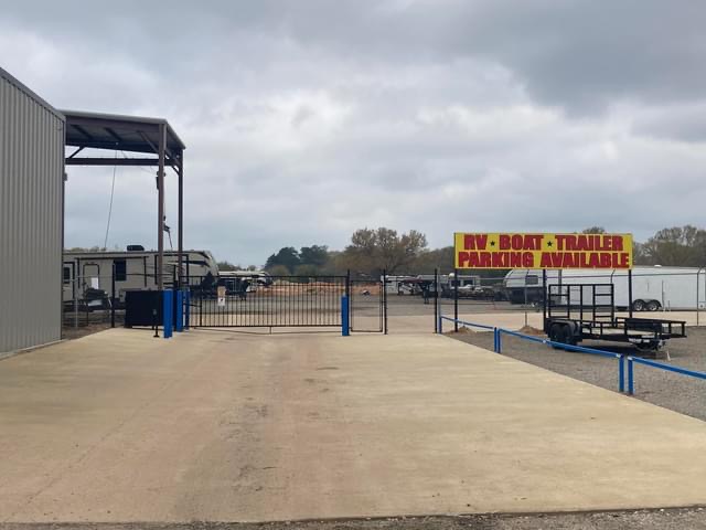 rv/boat/trailer parking flint tx